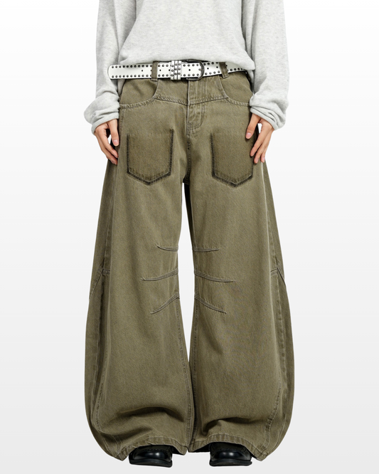 Balloon Arc Seam Wide Jeans