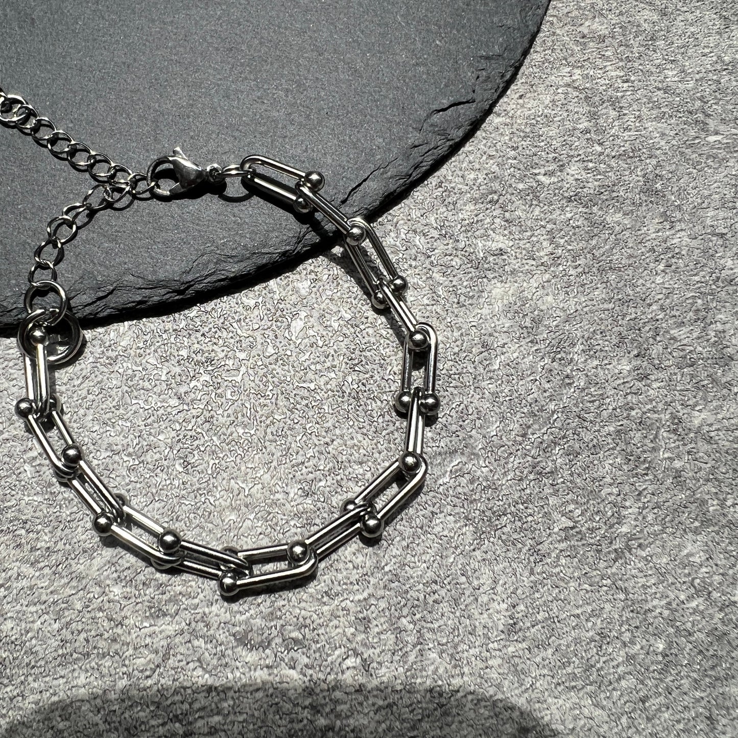 T-chain bracelet