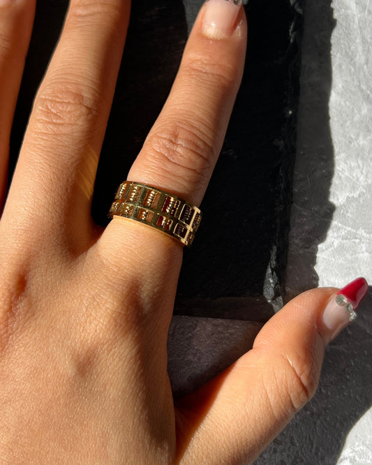Abacus ring