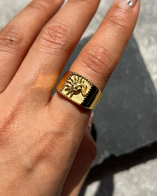 Gold sun vibe ring