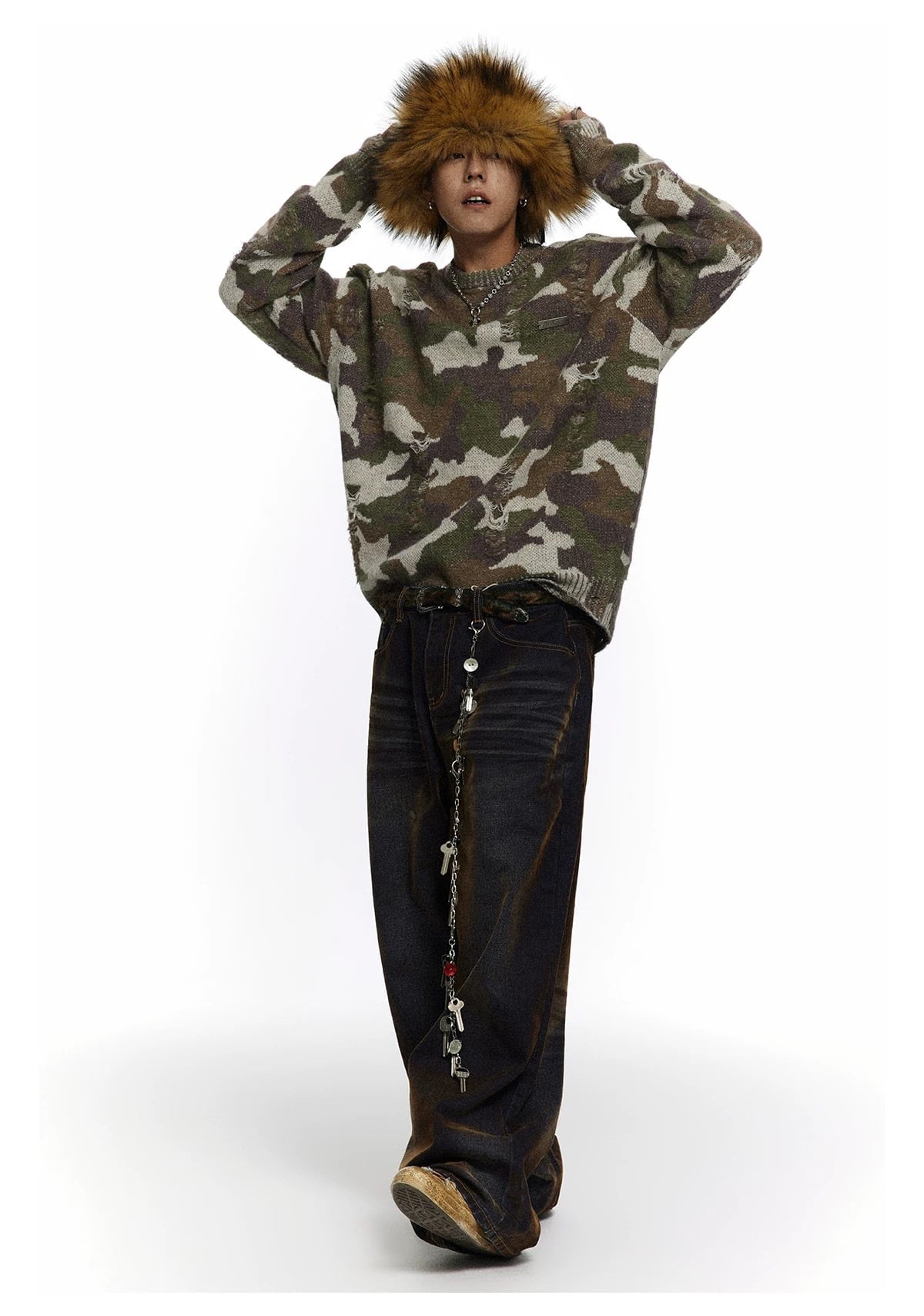 camo damage knit